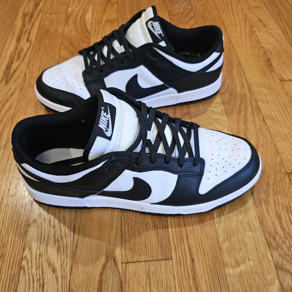 Nike Dunks Size 11 - Picture 3 of 5